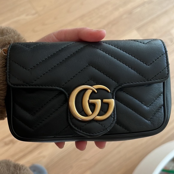 (SOLD) Gucci mini GGMarmont Bag - Picture 12 of 17